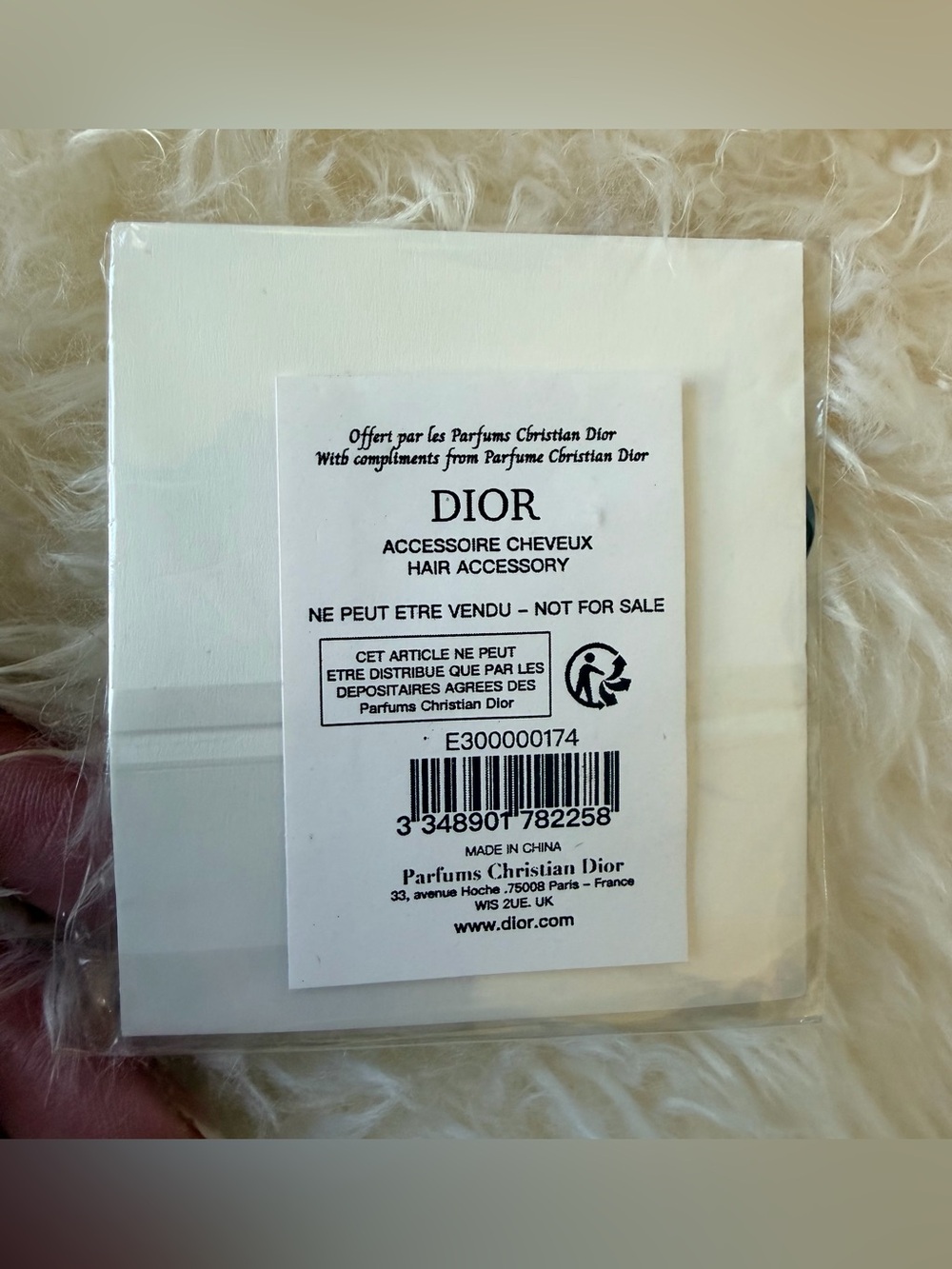 Dior Backstage Black Alligator Style Set of 2 Hair Clips NEW. SEALED/LABELED - Picture 2 of 3